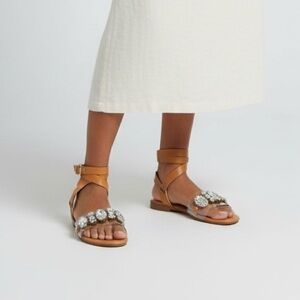 Menina Tan Crystal Embellished flat  Sandals Size 6